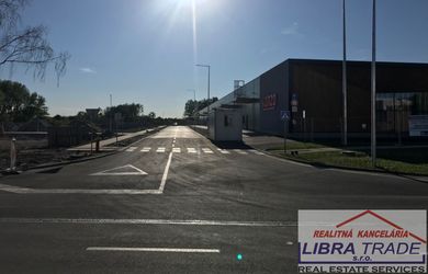 PREDAJ - Pozemky na priemyselné účely! Možná aj výstavba haly na mieru! Bratislavská cesta, Komárno