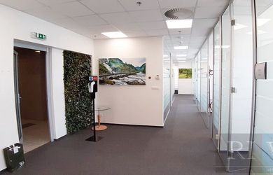 109 m2 – 135 m2 – administratívne celky v širšom centre