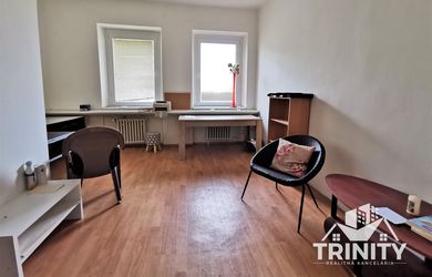 NA PRENÁJOM - kancelárske priestory v centre mesta Nové Zámky
