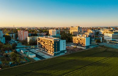 Púpavy pri Aleji – nadštandardne priestranné byty v štandardnom prevedení + stropné chladenie a kúrenie v cene