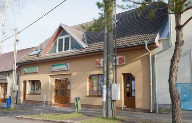 Polyfunkčný objekt a penzión NA PREDAJ - Hlohovec