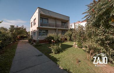 NA PREDAJ | 5izbový RD s pozemkom 1917m2, Trenčín - Biskupice
