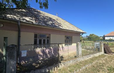 Na predaj rodinný dom v obci Plavé Vozokany - postavený na pozemku o výmere 577 m2