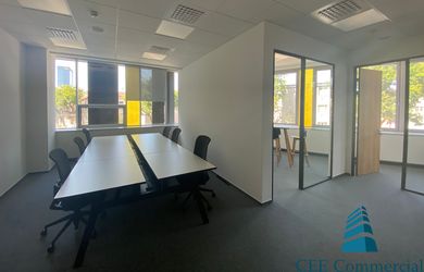 Moderný ready to work office, 120 m2