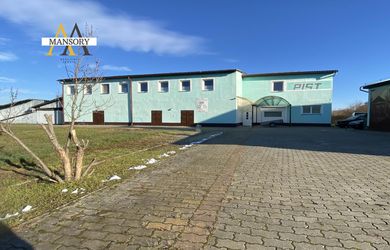 Na predaj komerčný objekt v okrese Lučenec na pozemku 3 500m2