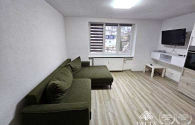 2 izb. byt 40m2  širšie centrum Banská Bystrica -Uhlisko prenájom