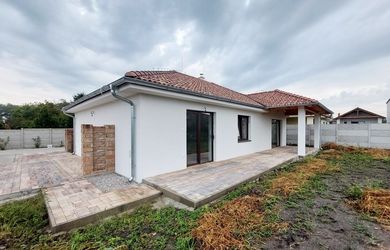 PREDAJ DOMU – 4 izb. Rodinný Dom, Benkova Potôň, 110 m2, pozemok 495 m2.