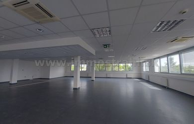 Nadštandardný administratívny priestor - 300 m2 až 500 m2 na prenájom v objekte - v novostavbe na Gagarinovej ulici