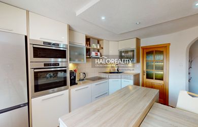 HALO reality - Predaj, rodinný dom Liptovský Ján, 2 domy za 1 cenu - EXKLUZÍVNE HALO REALITY
