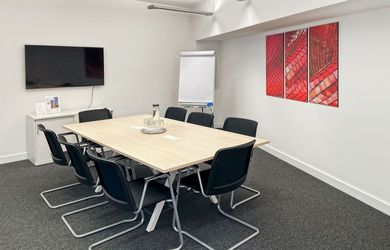 Súkromný kancelársky priestor pre 4 osoby v oblasti Regus Europeum City Center