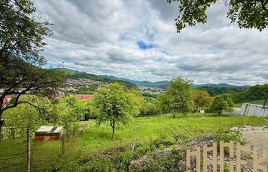VÝNIMOČNÝ STAVEBNÝ POZEMOK S PANORAMATICKÝM VÝHĽADOM NA CELÉ MESTO