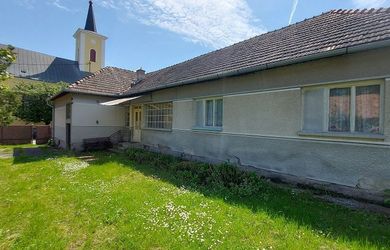 Ponúkame exkluzívne na predaj RD v obci Nová Dedina - postavený na pozemku o výmere 1277 m2