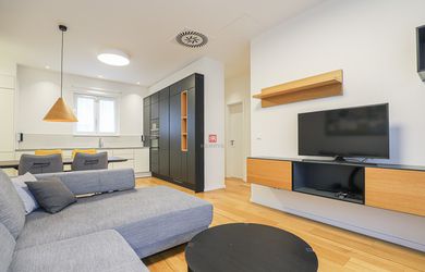 HERRYS - Na prenájom 2 izbový byt v Bezručova Residence pri Modrom kostolíku