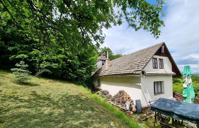 ZNÍŽENÁ CENA REALITY PROGRES PONÚKA RODINNÝ DOM - CHALÚPKU a POZEMOK 1207m2 PRI LESÍKU KRAJNÉ - KOPANICE MYJAVA