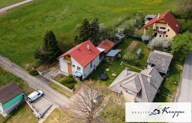 Bývanie pod horami v Ploštíne: Dom s víziou, ktorú zhmotníte Vy, L. Mikuláš