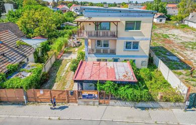 ALL INCLUSIVE |NA PREDAJ 3-PODLAŽNÝ RD S PRIESTR. POZEMKOM , V. MEDER