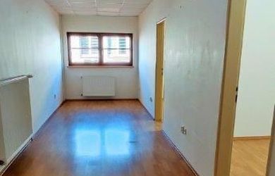 Na prenájom - kancelárie, Vajnorská, Bratislava II