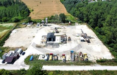 Znížená cena! Na predaj podnikateľský objekt v Trávniku, okres Komárno