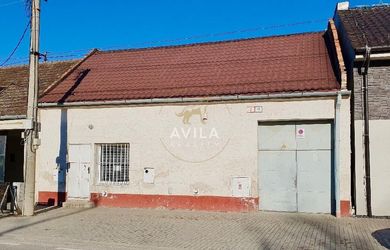 Na prenájom obchodný priestor, 158m2 - Veľké Kostoľany