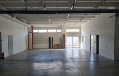 Sklad 150 m2 na Starej Vajnorskej