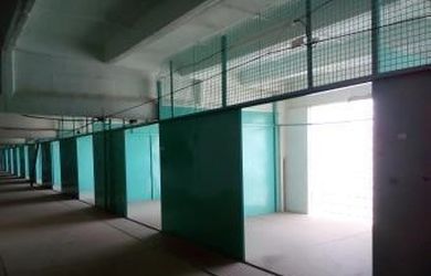 Sklady o výmere: 2-5 m2, 16 m2, 18 m2, 52 m2