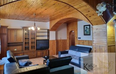 Na predaj rodinný dom s pozemkom 2453 m2( V cene ZP)