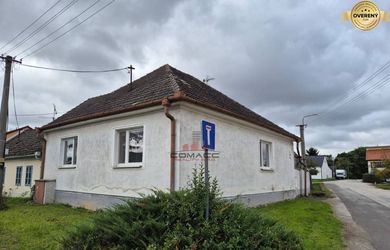 Rodinný dom Drahovce -. Rezevované