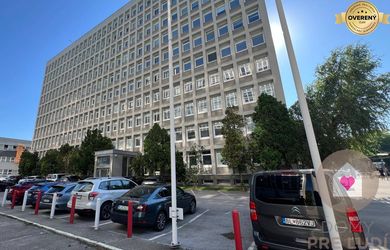 Kancelárske celky od 19,83 m2 až po  do 479 m2, BA II. Miletičova