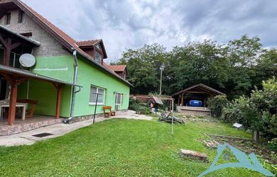 Rodinný dom – Šahy, okraj prírody