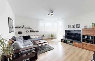 Na predaj, Rodinný dom, Rosina, 6 izieb, 400 m2, RES GROUP