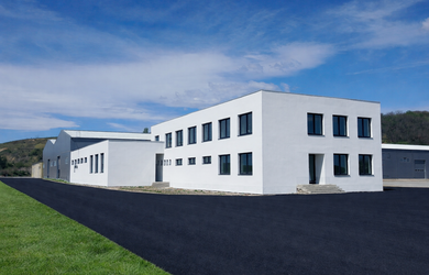 Industrial Warehouse & Production Hall for Lease – 3000-10,500 m², Tornaľa (Gemer),modern facility, loading docks / Prenájom výrobno-skladovej haly