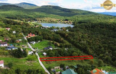 Pozemok pri Vinianskom jazere, 829 m2