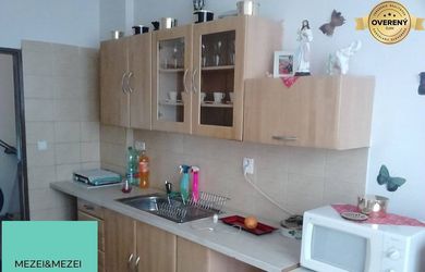 PREDAJ – Pekná garsónka v Rovinke
