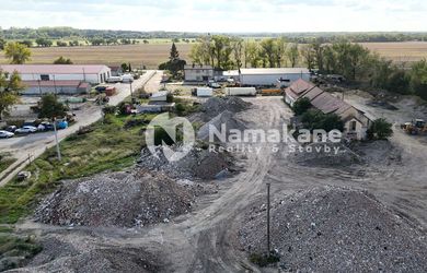 Predaj investičného pozemku o výmere 3 hektáre v Nových Zámkoch