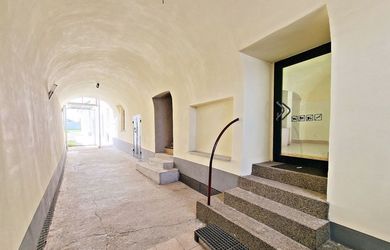 PRENÁJOM: PREVÁDZKOVÉ A OBCHODNÉ PRIESTORY, CENTRUM SP. BELÁ