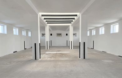 Výrobné haly, skład,  Malinovo  200m2