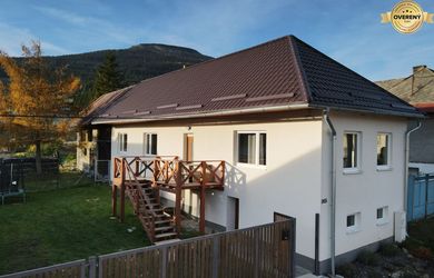 ZNÍŽENÁ CENA: Zrekonštruovaný dom v pokojnej časti obce Telgárt