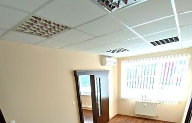 Administratívne priestory, Trenčín