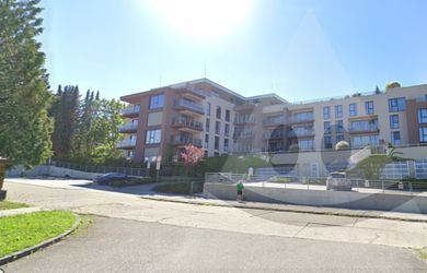 Na predaj apartmán Panorama Bojnice, 4. izbový, 109 m2 + terasa 13 m2.