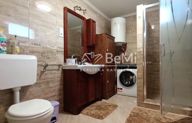 Zrekonštruovaný dom v Kány so zariadením za 199 000,-Eur - Na predaj