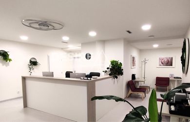 AMBULANCIE LEKÁROV 8 KS, vhodné pre kliniku, 295 m2, Röntgenova ul., BA - Petržalka