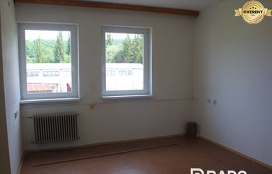 RADO | Na prenájom administratívny priestor, 20 m2, Púchov
