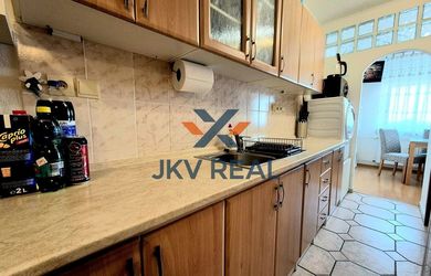 PREDANÉ JKV REAL Vám ponúka pekný, priestranný, slnečný 3 izbový byt na predaj v Malackách