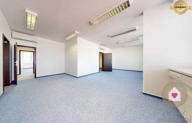 Veľký samostatný kancelársky priestor,  BA I. Staré Mesto