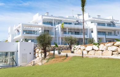 2 izbový dom na kľúč v jedinečnej komunite Lagoon, v obci Casares, ESTEPONA Španielsko