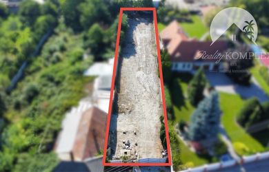 Reality KOMPLEX s.r.o. Vám ponúka pozemok na predaj, blízko centra Dunajskej Stredy