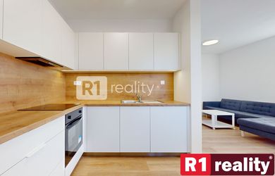 Jedinečný 2 izbový byt 53,2 m2 +2 x balkón, parking, Piešťany-centrum