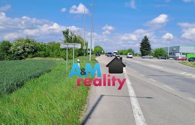 !!! ZNÍŽENÁ CENA !!! Komerčný pozemok Nová Dubnica 17750 m2