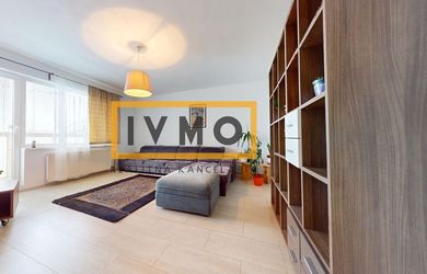 Predaj príjemného 4i. bytu 124m2, 2x balkón, Železničiarska ul., NITRA, lokalita Čermáň, garáž, ZÁHRADA, v blízkosti lesoparku Borina, 1/2posch.