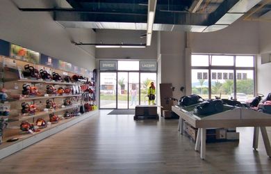 Obchodné priestory 130 m², Trenčín, obchodné centrum